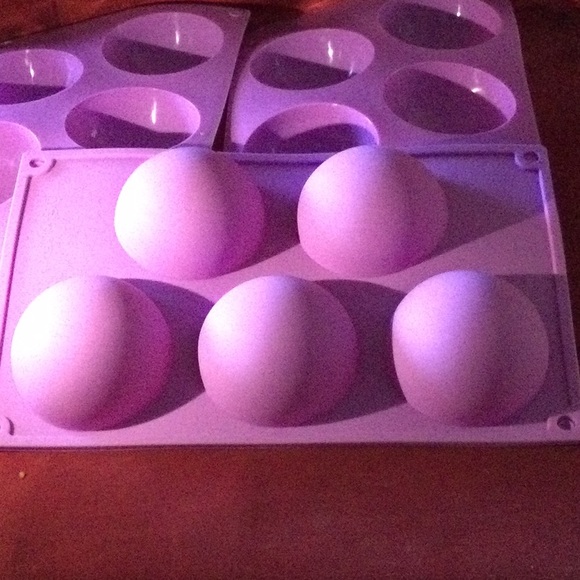 NWOT 5 Holes Semi Sphere Silicone Mold, 3 Pack - Picture 3 of 3